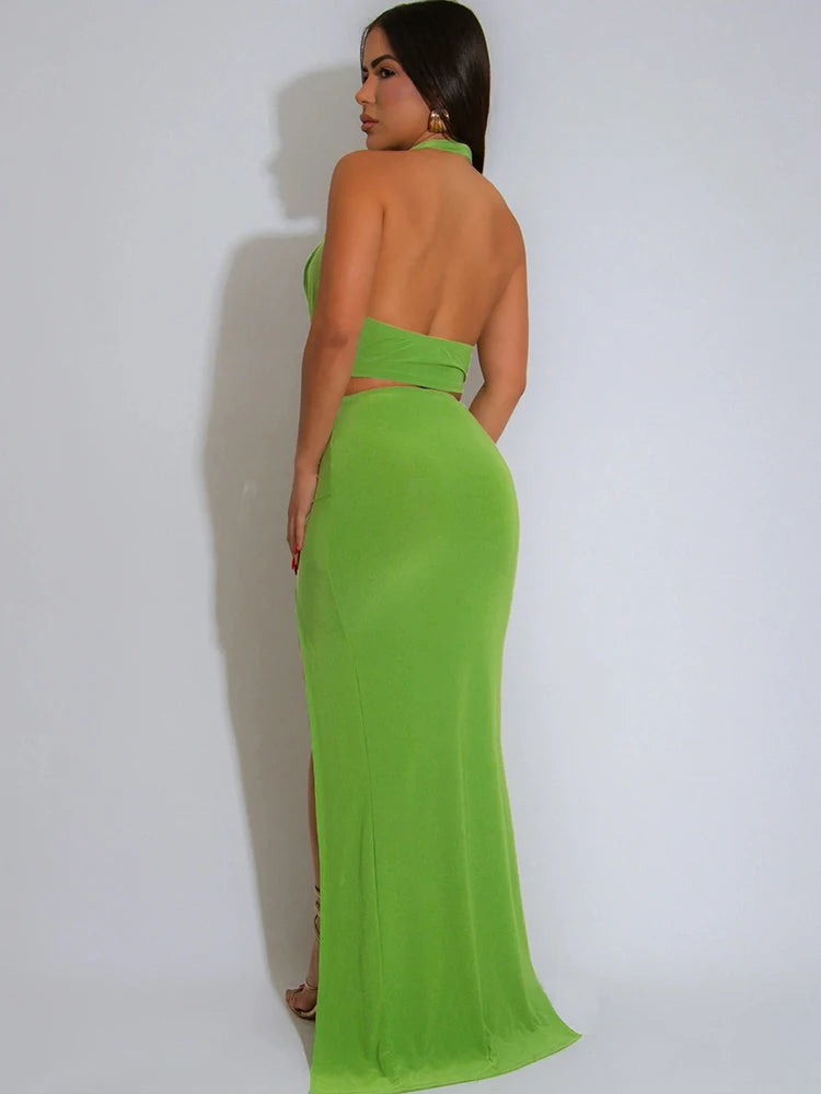 Sisterlinda Classic Swinging Neck Maxi Dress