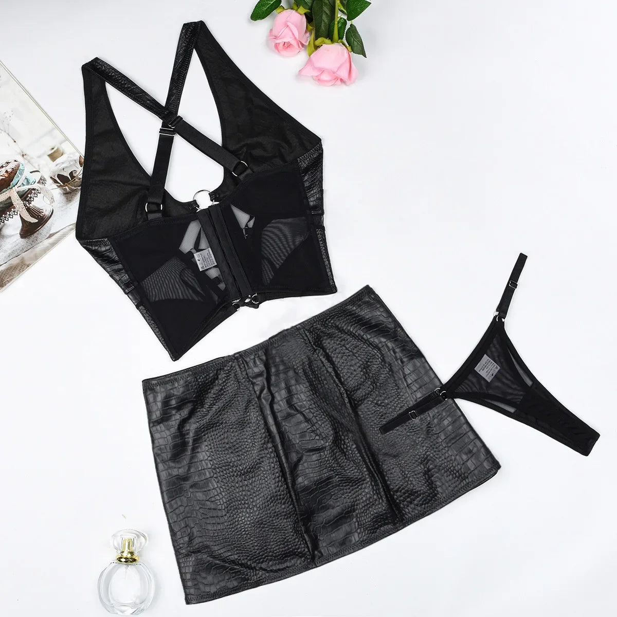 Hot-selling new high-quality leather cloth mesh yarn sexy straps cross-hanging neck sexy underwear set sexy lingerie body suit