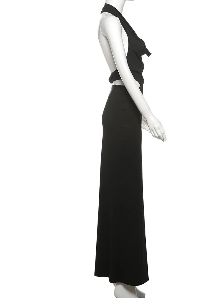 Sisterlinda Classic Swinging Neck Maxi Dress