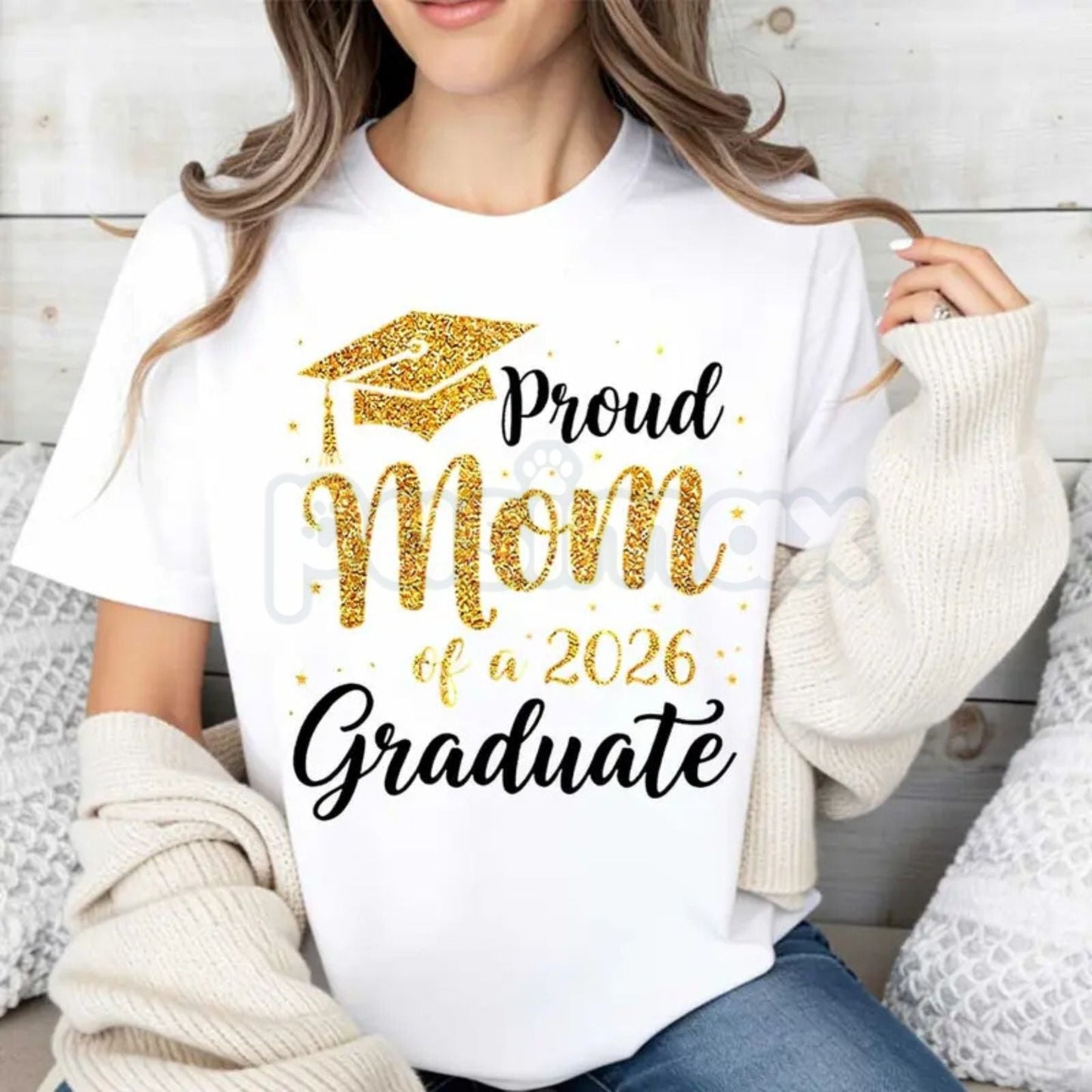 "Proud Mom of a 2026 Graduate" T-Shirt – Graduation Cap & Tassel Graphic Tee, Premium 100% Cotton Senior Mom Top, Soft Lived-In Heavyweight Milestone Shirt, Made in USA Pasimax