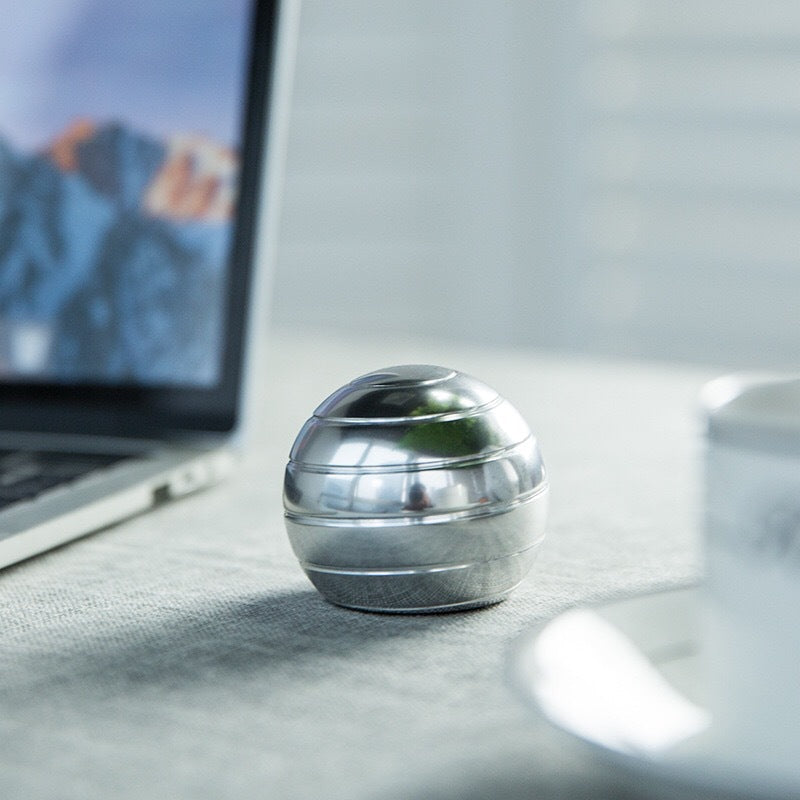 Rotating Desktop Spinning Ball DC-eterus