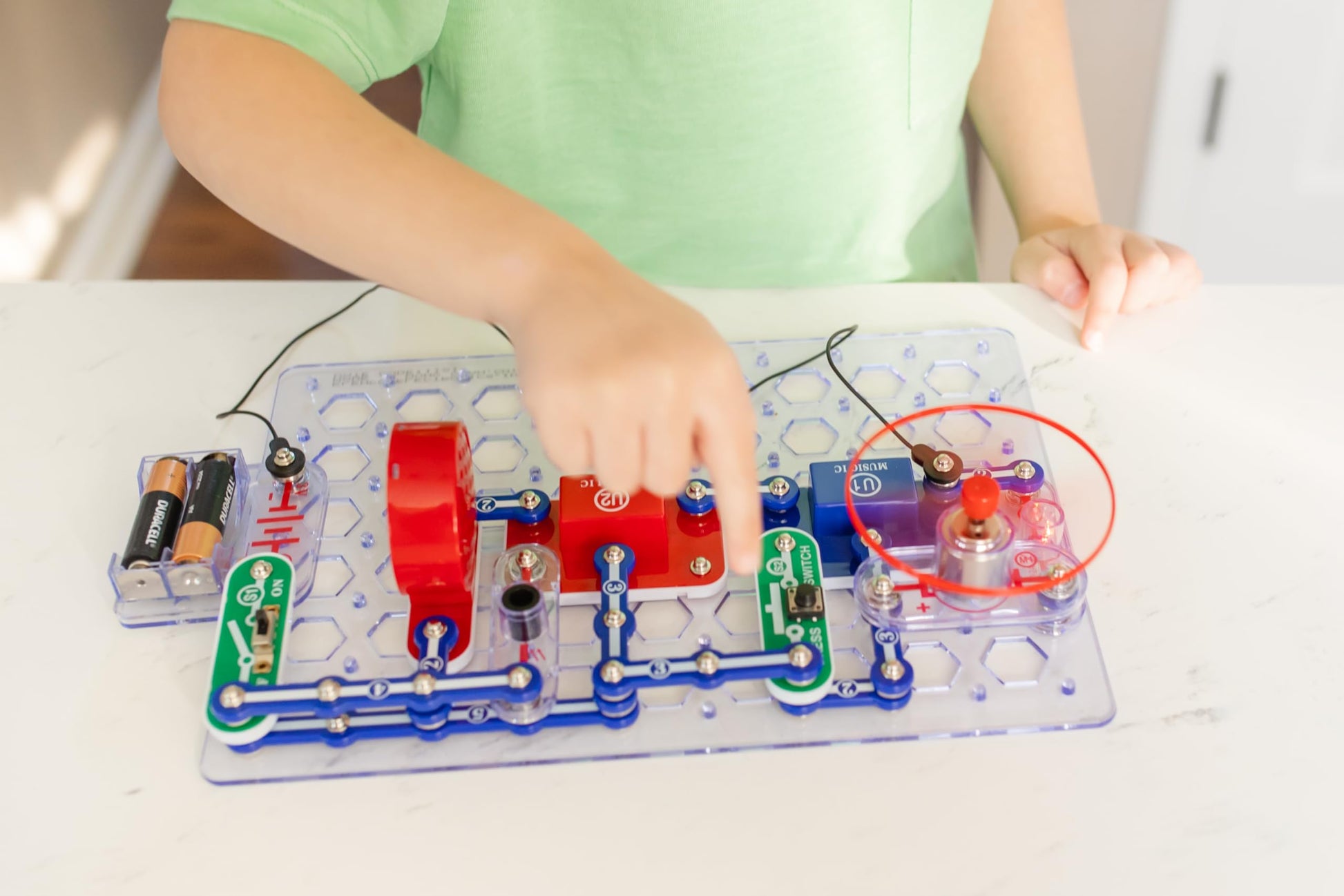 Snap Circuits® Extreme SC750 | Electronic Science Kit | 750 Project STEM Educational Toy | Ages 8+ Echo Six Hobbies