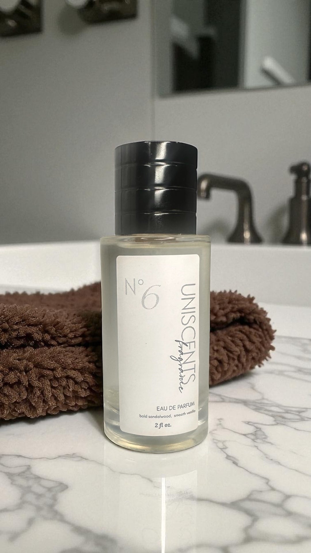 Artisan Perfume & Cologne Spray – 2oz Unisex Fragrance, Gender Neutral - FashionMojos.com