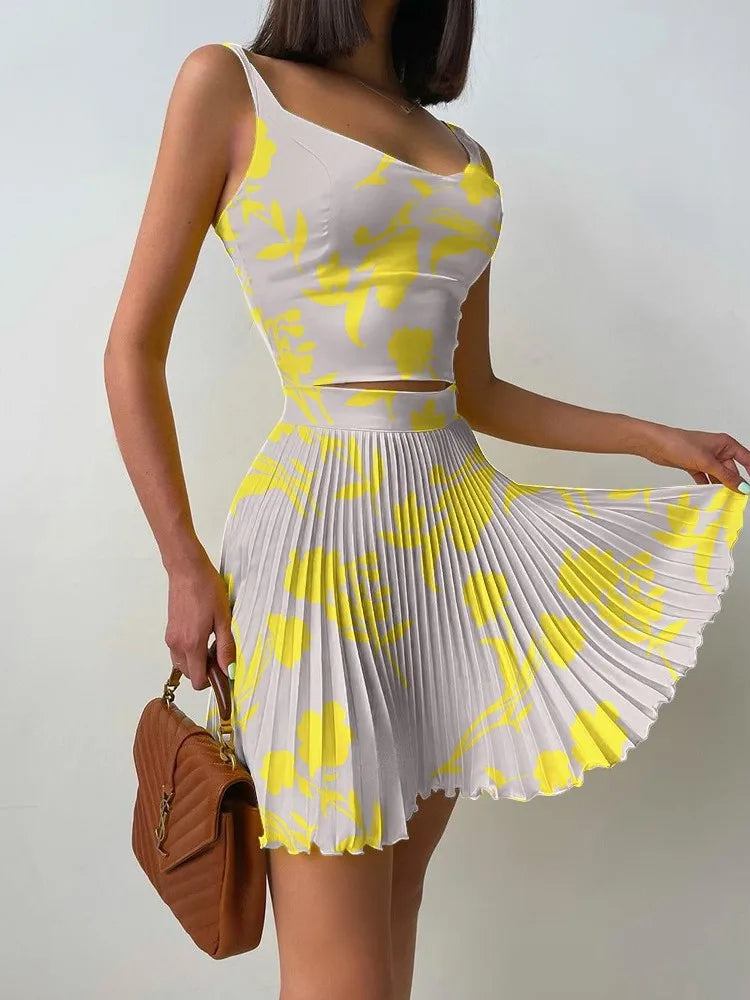 Sexy Printed Halter Pleated Short Skirt 2 Piece Set