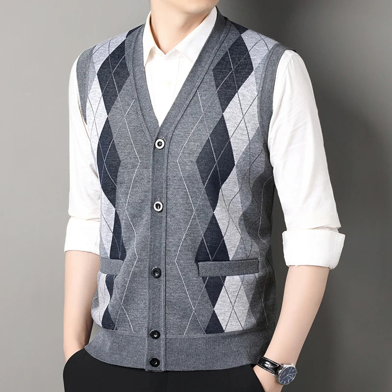 New Autumn Male Vest Sleeveless Sweater Fleece Cardigan Warm Knitted Checkered Business Casual Button Up Coat Men's Clothing