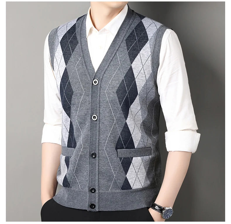 New Autumn Male Vest Sleeveless Sweater Fleece Cardigan Warm Knitted Checkered Business Casual Button Up Coat Men's Clothing