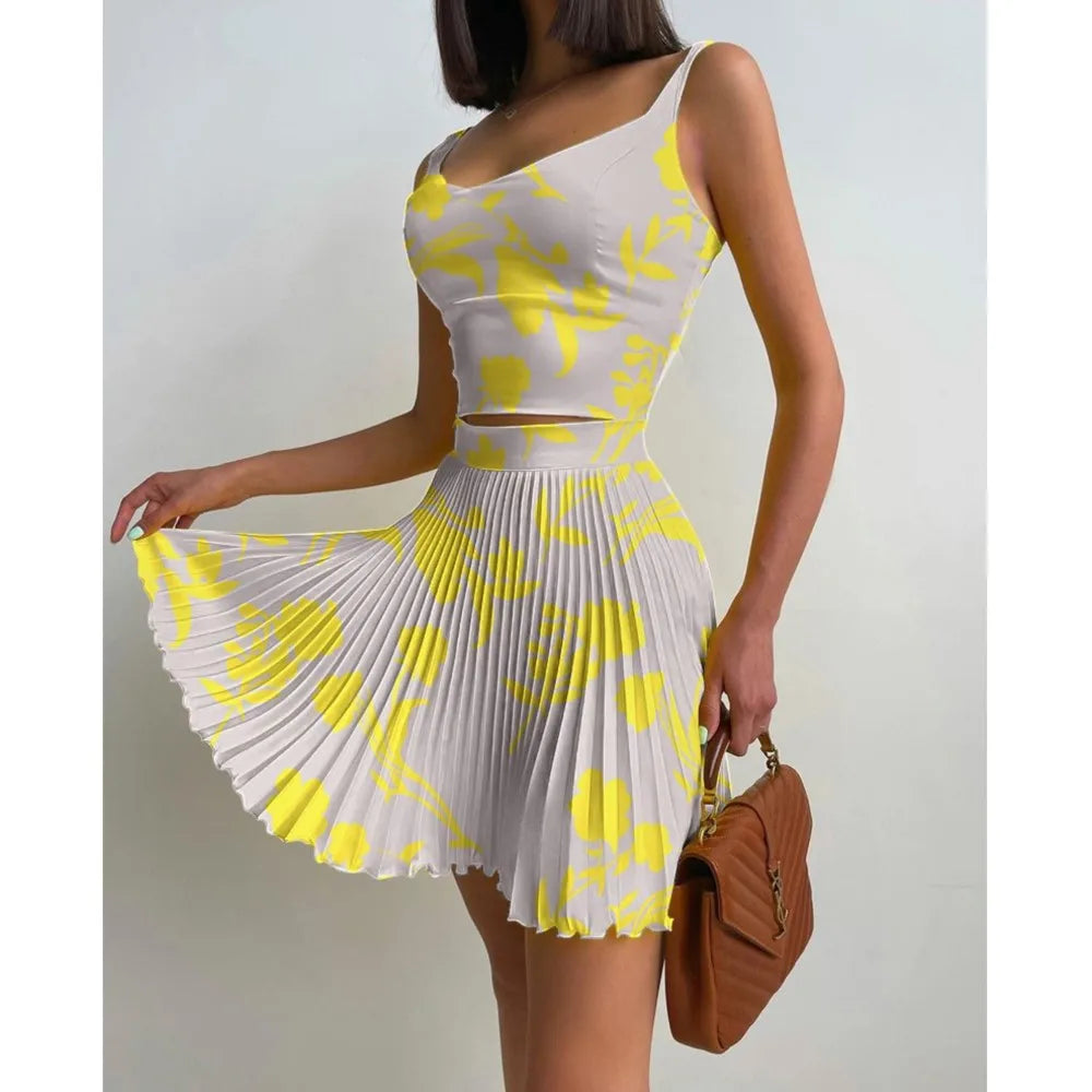 Sexy Printed Halter Pleated Short Skirt 2 Piece Set