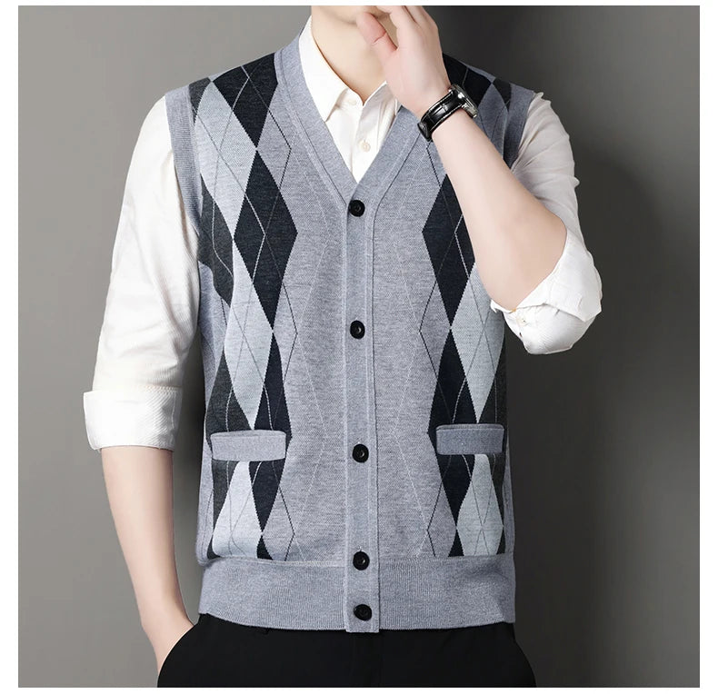 New Autumn Male Vest Sleeveless Sweater Fleece Cardigan Warm Knitted Checkered Business Casual Button Up Coat Men's Clothing