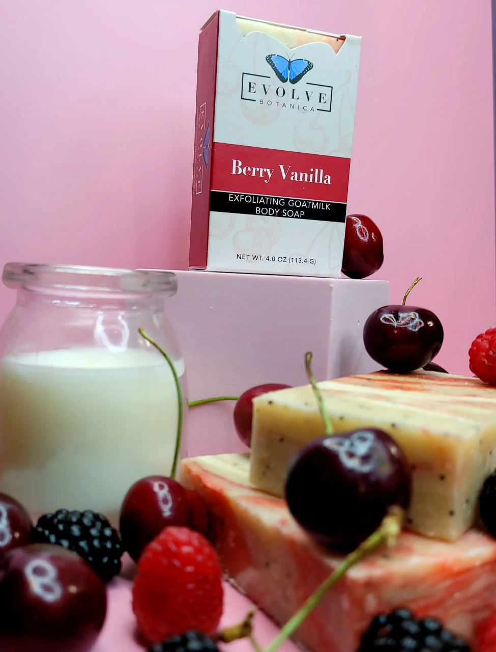 Standard Soap - Berry Vanilla (Goatmilk)