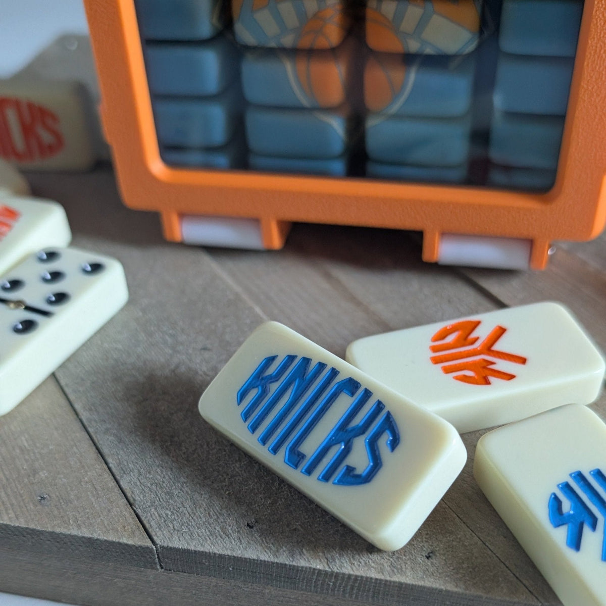 New York Knicks Domino Set So Genius IO